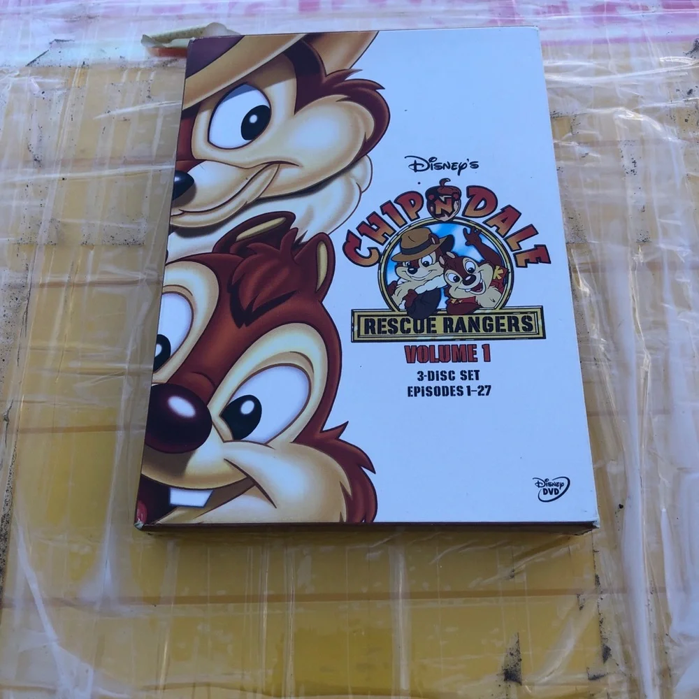 Disney Chip 'n Dale Rescue Rangers Volume 1 White Cover DVD Set